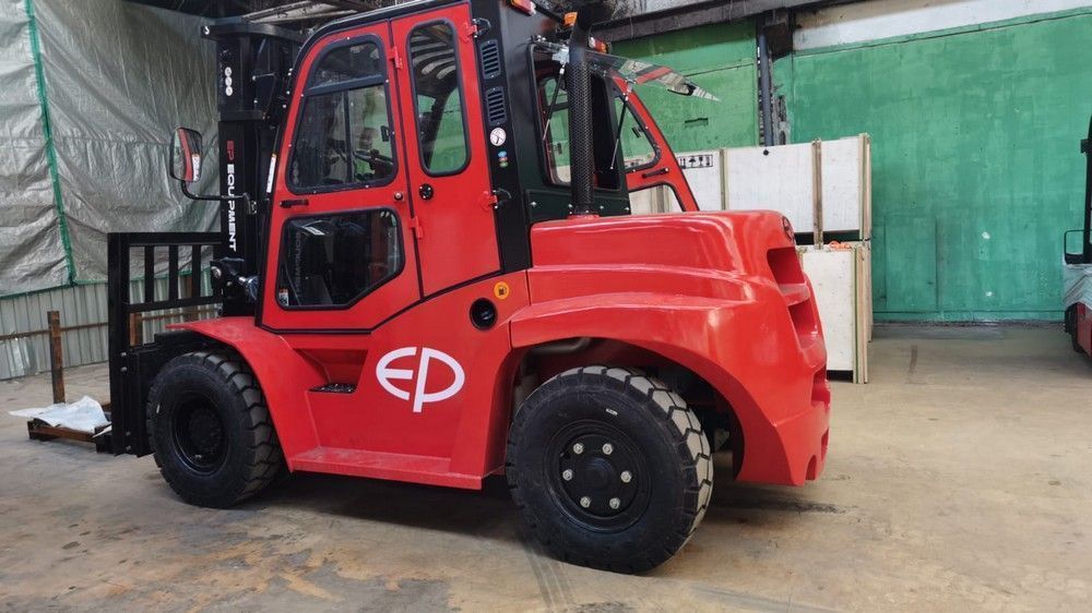 Автопогрузчик дизельный EP CPCD70T8